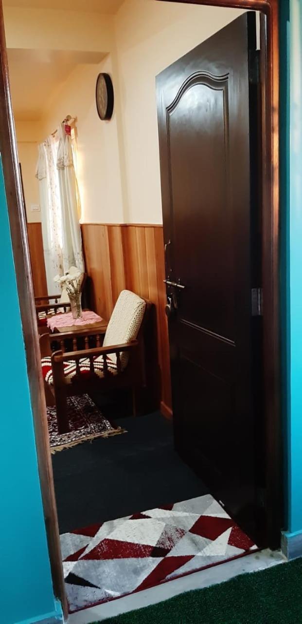 Waruhang Homestay 大吉岭 外观 照片