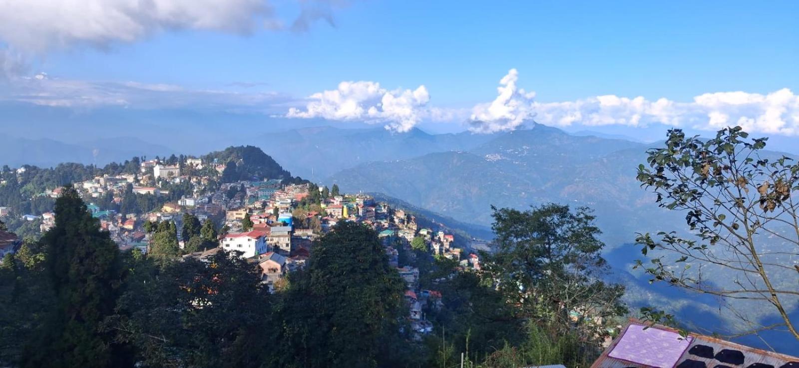 Waruhang Homestay 大吉岭 外观 照片